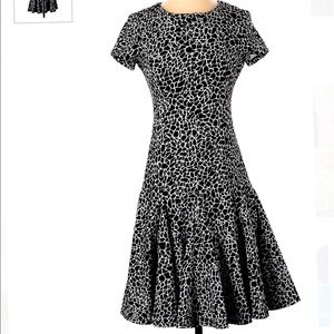 Calvin Klein Sleeveless A-line leopard print dress